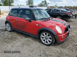 2006 MINI Hardtop S z VIN WMWRE33546TJ38274, wystawiony jako Copart lot #53336105 z przebiegiem 171 593 mil mil oraz Czysty tytuł • Clean title. Historia ofert i sprzedaży dostępna na DreamBid. Obrazek 4.