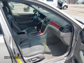 2002 Lexus ES 300 с VIN JTHBF30G720072417, выставлен на аукционе IAAI как лот 42734044 с пробегом 217 169 миль миль и . История ставок и продаж доступна на DreamBid. Изображение 5.