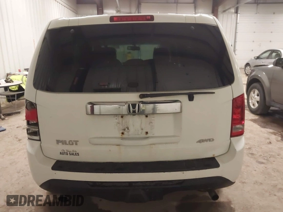 2015 Honda Pilot EX-L with VIN 5FNYF4H51FB019501, listed as a IAAI auction lot 42029926 with 170,755 mi miles and . Bid and sale history available at carsss.com. Image 16.