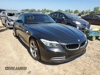 2009 BMW Z4 sDrive30i with VIN WBALM535X9E161734, listed as a Copart auction lot 69882644 with 128,815 mi miles and Non Repairable. Bid and sale history available at carsss.com. Image 1.