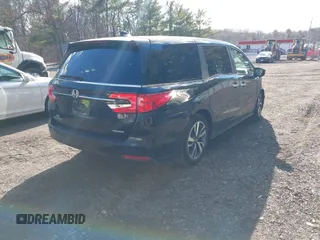 2024 Honda Odyssey Touring z VIN 5FNRL6H89RB042354, wystawiony jako IAAI lot #41469495 z przebiegiem 8 477 mil mil oraz . Historia ofert i sprzedaży dostępna na DreamBid. Obrazek 4.