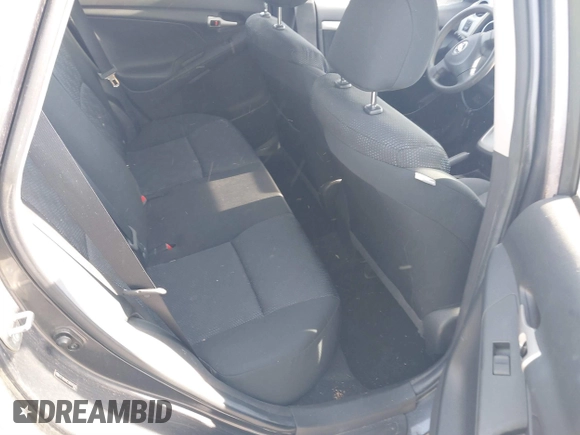 2009 Toyota Matrix with VIN 2T1KU40E59C045695, listed as a IAAI auction lot 40704306 with 140,015 mi miles and . Bid and sale history available at DreamBid. Image 8.