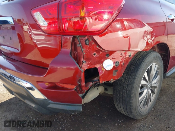 2018 Nissan Pathfinder SV z VIN 5N1DR2MN5JC678022, wystawiony jako IAAI lot #42206918 z przebiegiem 106 488 mil mil oraz . Historia ofert i sprzedaży dostępna na DreamBid. Obrazek 6.
