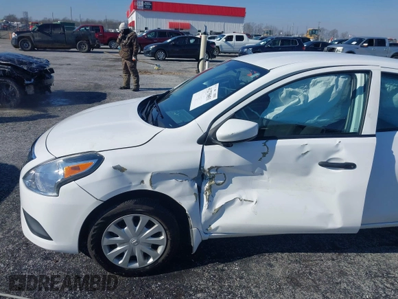 2016 Nissan Versa S Plus with VIN 3N1CN7APXGL871412, listed as a IAAI auction lot 41275851 with 85,302 mi miles. Bid and sale history available at carsss.com. Image 6.
