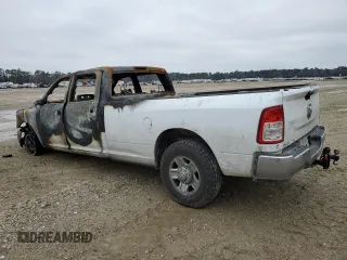 2022 Ram 2500 Tradesman with VIN 3C6UR4HJ1NG435857, listed as a Copart auction lot 46077715 with Not provided miles and Non repairable. Bid and sale history available at DreamBid. Image 2.