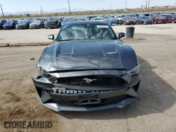 2019 Ford Mustang EcoBoost z VIN 1FA6P8TH9K5178295, wystawiony jako Copart lot #62663725 z przebiegiem 81 814 mil mil oraz Szkoda całkowita • Salvage title. Historia ofert i sprzedaży dostępna na DreamBid. Obrazek 5.