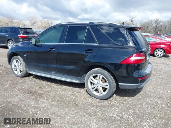 2012 Mercedes-Benz M 350 with VIN 4JGDA5HBXCA083383, listed as a IAAI auction lot 42082010 with Not provided miles and . Bid and sale history available at DreamBid. Image 3.