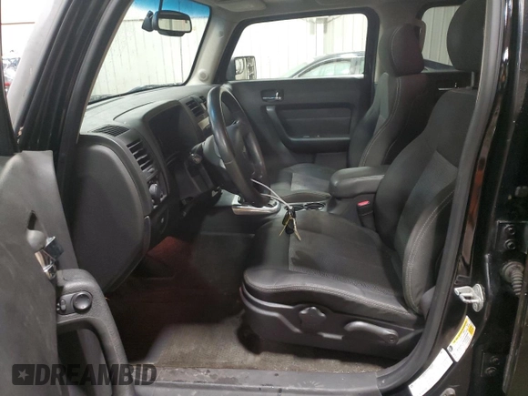 2006 Hummer H3 with VIN 5GTDN136368195362, listed as a Copart auction lot 42820955 with 256,656 mi miles and Salvage Title. Bid and sale history available at DreamBid. Image 7.