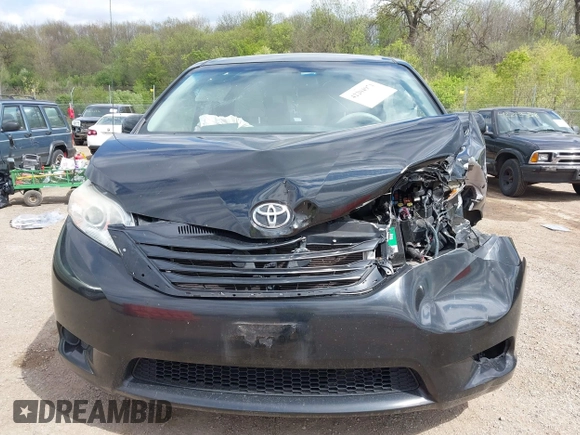 2012 Toyota Sienna LE AAS with VIN 5TDKK3DC1CS270204, listed as a IAAI auction lot 42204971 with 176,849 mi miles and . Bid and sale history available at DreamBid. Image 12.