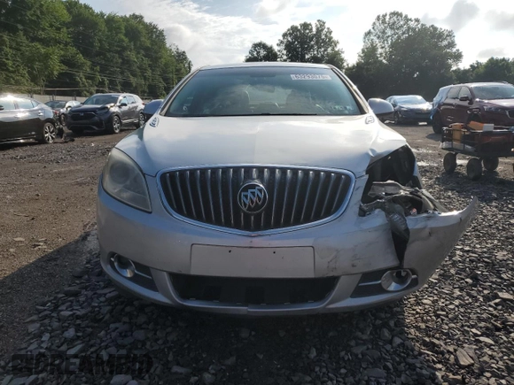 2012 Buick Verano z VIN 1G4PP5SK4C4174927, wystawiony jako Copart lot #63293075 z przebiegiem 221 985 mil mil oraz Szkoda całkowita • Salvage title. Historia ofert i sprzedaży dostępna na DreamBid. Obrazek 5.