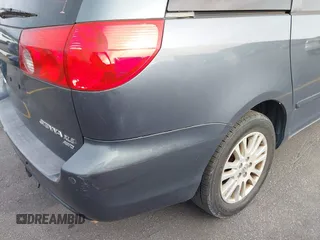 2009 Toyota Sienna XLE with VIN 5TDBK22C79S026370, listed as a IAAI auction lot 41471005 with 200,720 mi miles and . Bid and sale history available at DreamBid. Image 6.