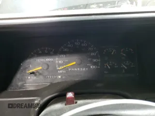 1998 Chevrolet Silverado 1500 with VIN 1GCEK14RXWZ236495, listed as a Copart auction lot 84159824 with 115,083 mi miles and Salvage Title. Bid and sale history available at DreamBid. Image 9.