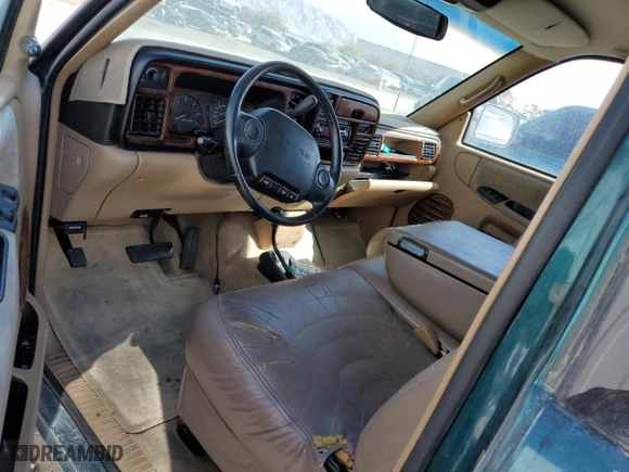 1997 Dodge Ram 1500 with VIN 1B7HF13Y5VJ559277, listed as a Copart auction lot 42841425 with 183,229 mi miles and Non Repairable. Bid and sale history available at carsss.com. Image 8.