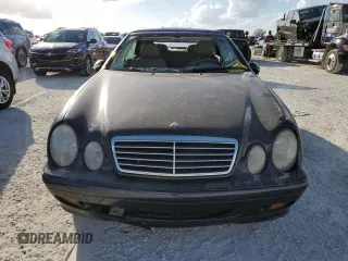 2003 Mercedes-Benz CLK 320 z VIN WDBLK65G83T140587, wystawiony jako Copart lot #75509024 z przebiegiem Nie podano mil oraz Szkoda całkowita • Salvage title. Historia ofert i sprzedaży dostępna na DreamBid. Obrazek 5.