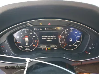 2018 Audi Q5 Premium Plus z VIN WA1BNAFY8J2210052, wystawiony jako Copart lot #56661175 z przebiegiem 136 520 mil mil oraz Szkoda całkowita • Salvage title. Historia ofert i sprzedaży dostępna na DreamBid. Obrazek 9.