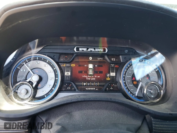 2019 Ram 1500 Limited z VIN 1C6SRFHT9KN787964, wystawiony jako Copart lot #52957905 z przebiegiem 129 997 mil mil oraz Szkoda całkowita • Salvage title. Historia ofert i sprzedaży dostępna na DreamBid. Obrazek 9.