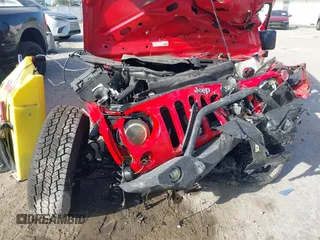 2015 Jeep Wrangler Unlimited Sport with VIN 1C4BJWDG4FL694005, listed as a IAAI auction lot 41971529 with Not provided miles and . Bid and sale history available at DreamBid. Image 6.