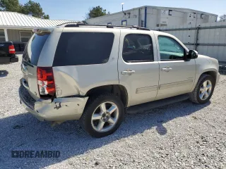 2013 Chevrolet Tahoe LT z VIN 1GNSCBE00DR361094, wystawiony jako Copart lot #48332975 z przebiegiem 177 534 mil mil oraz Szkoda całkowita • Salvage title. Historia ofert i sprzedaży dostępna na DreamBid. Obrazek 3.