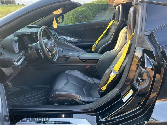 2021 Chevrolet Corvette 1LT with VIN 1G1YA2D45M5121231, listed as a Copart auction lot 78367004 with 20,368 mi miles and Clean Title. Bid and sale history available at carsss.com. Image 6.
