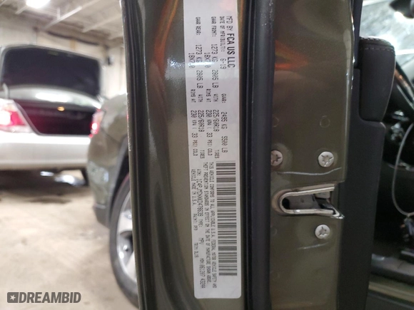 2019 Jeep Cherokee Limited with VIN 1C4PJMDNXKD478639, listed as a Copart auction lot 44643085 with 30,325 mi miles and Salvage Title. Bid and sale history available at carsss.com. Image 14.