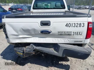 2015 Ford F-250 XL z VIN 1FTBF2A63FEA98829, wystawiony jako IAAI lot #41991193 z przebiegiem 183 806 mil mil oraz . Historia ofert i sprzedaży dostępna na DreamBid. Obrazek 16.