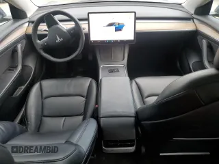2022 Tesla Model 3 z VIN 5YJ3E1EA9NF368921, wystawiony jako Copart lot #60301705 z przebiegiem 91 048 mil mil oraz Czysty tytuł • Clean title. Historia ofert i sprzedaży dostępna na DreamBid. Obrazek 8.