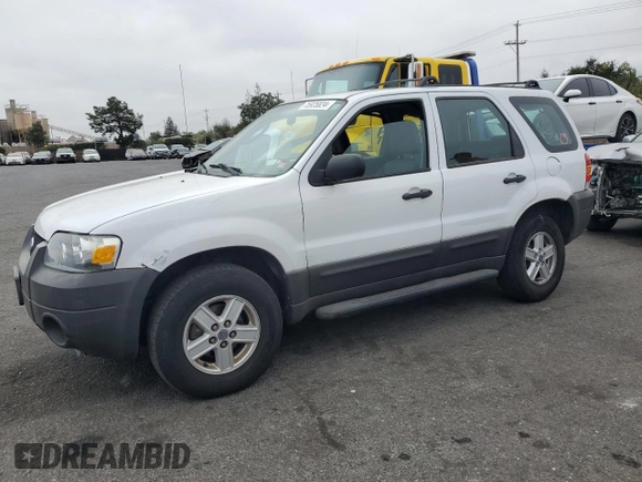 2005 Ford Escape XLS Value with VIN 1FMYU02Z15KC45321, listed as a Copart auction lot 75925824 with 179,408 mi miles and Salvage Title. Bid and sale history available at carsss.com. Image 1.
