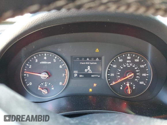 2017 Kia Cadenza Premium with VIN KNALC4J11H5092573, listed as a Copart auction lot 76336364 with 44,777 mi miles and Salvage Title. Bid and sale history available at carsss.com. Image 9.