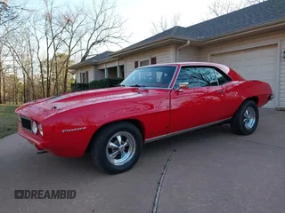 1969 Pontiac Firebird z VIN 223379U602504, wystawiony jako Copart lot #50433625 z przebiegiem 74 mil mil oraz Czysty tytuł • Clean title. Historia ofert i sprzedaży dostępna na DreamBid. Obrazek 2.