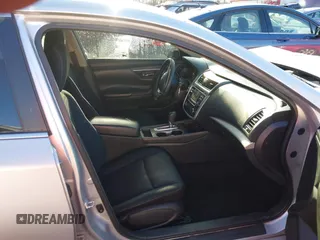 2017 Nissan Altima S with VIN 1N4AL3AP7HC197953, listed as a IAAI auction lot 41497726 with 173,517 mi miles and . Bid and sale history available at DreamBid. Image 5.