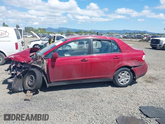 2010 Nissan Versa S с VIN 3N1BC1AP6AL426445, выставлен на аукционе IAAI как лот 42175164 с пробегом 161 645 миль миль и . История ставок и продаж доступна на DreamBid. Изображение 15.