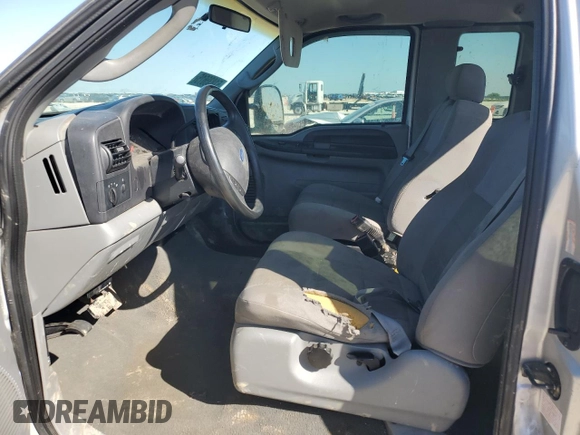 2005 Ford F-250 XL z VIN 1FTSX20P85EC59147, wystawiony jako Copart lot #51835615 z przebiegiem Nie podano mil oraz Szkoda całkowita • Salvage title. Historia ofert i sprzedaży dostępna na DreamBid. Obrazek 7.