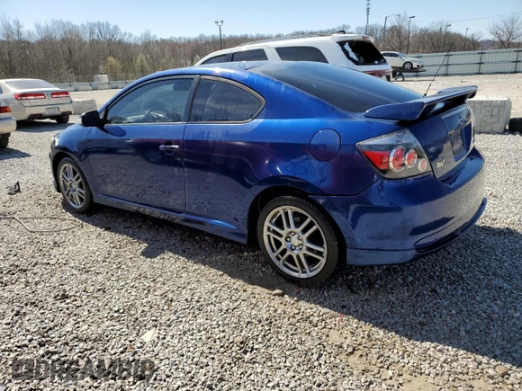 2009 Scion tC z VIN JTKDE167990286174, wystawiony jako Copart lot #49412835 z przebiegiem 91 031 mil mil oraz Nie do naprawy • Non repairable. Historia ofert i sprzedaży dostępna na DreamBid. Obrazek 2.