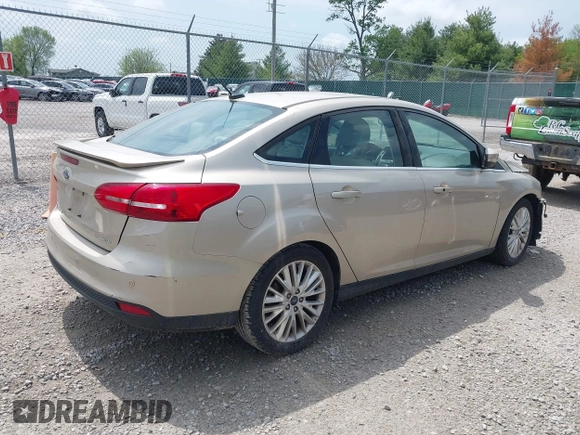 2018 Ford Focus Titanium с VIN 1FADP3J27JL279628, выставлен на аукционе IAAI как лот 42139356 с пробегом 108 007 миль миль и . История ставок и продаж доступна на DreamBid. Изображение 4.
