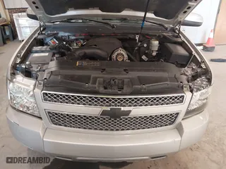 2007 Chevrolet Suburban LTZ with VIN 3GNFC16057G264519, listed as a IAAI auction lot 41641397 with 235,431 mi miles. Bid and sale history available at carsss.com. Image 10.