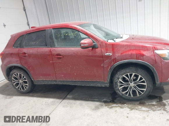2019 Mitsubishi Outlander ES z VIN JA4AR3AU0KU028836, wystawiony jako IAAI lot #41572645 z przebiegiem 60 915 mil mil oraz . Historia ofert i sprzedaży dostępna na DreamBid. Obrazek 13.