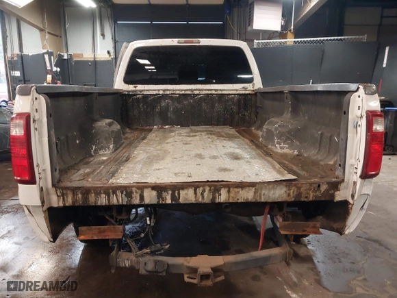2014 Ford Super Duty F-250 SRW XL with VIN 1FT7W2A69EEA14162, listed as a IAAI auction lot 41801558 with 240,201 mi miles. Bid and sale history available at carsss.com. Image 15.