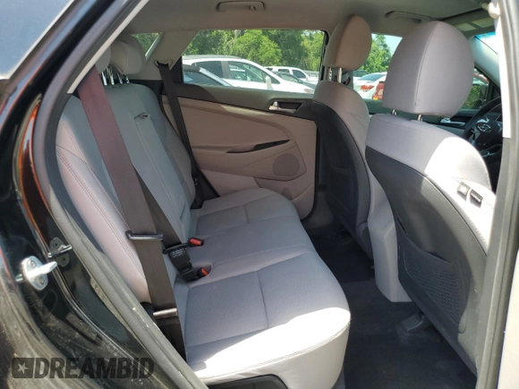 2020 Hyundai Tucson SE z VIN KM8J23A40LU145517, wystawiony jako Copart lot #56828325 z przebiegiem 71 581 mil mil oraz Nie do naprawy • Non repairable. Historia ofert i sprzedaży dostępna na DreamBid. Obrazek 11.