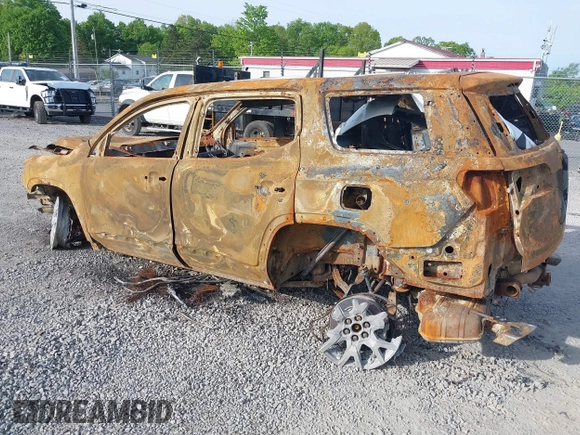 2023 GMC Acadia SLE z VIN 1GKKNRL41PZ111759, wystawiony jako IAAI lot #39384296 z przebiegiem 10 500 mil mil oraz . Historia ofert i sprzedaży dostępna na DreamBid. Obrazek 3.