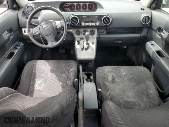 2008 Scion xB z VIN JTLKE50E281032171, wystawiony jako Copart lot #56590495 z przebiegiem 257 801 mil mil oraz Tytuł czysty. Historia ofert i sprzedaży dostępna na DreamBid. Obrazek 8.