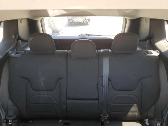 2018 Jeep Renegade Latitude with VIN ZACCJBBB3JPG90472, listed as a Copart auction lot 52718025 with 87,743 mi miles and Salvage Title. Bid and sale history available at carsss.com. Image 10.