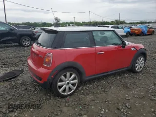 2007 MINI Hardtop S with VIN WMWMF73507TL86439, listed as a Copart auction lot 56500525 with 153,944 mi miles and Salvage title. Bid and sale history available at DreamBid. Image 3.