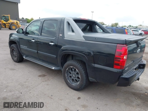 2007 Chevrolet Avalanche LTZ with VIN 3GNFK12317G307482, listed as a IAAI auction lot 42152700 with 191,014 mi miles and . Bid and sale history available at DreamBid. Image 3.