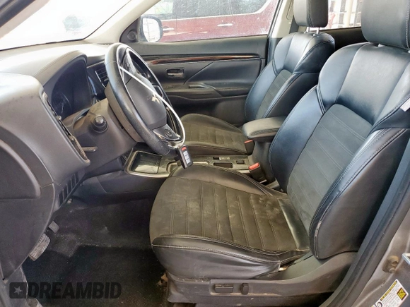 2019 Mitsubishi Outlander SE with VIN JA4AD3A35KZ048251, listed as a Copart auction lot 56799235 with 113,011 mi miles and Clean title. Bid and sale history available at DreamBid. Image 7.