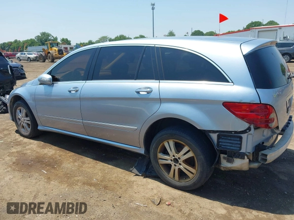 2008 Mercedes-Benz R 3.5L z VIN 4JGCB65EX8A062523, wystawiony jako IAAI lot #42471185 z przebiegiem 109 790 mil mil oraz . Historia ofert i sprzedaży dostępna na DreamBid. Obrazek 15.
