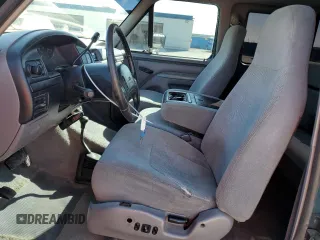 1996 Ford F-250 with VIN 1FTHX26F0TEA38244, listed as a Copart auction lot 88082215 with 255,453 mi miles and Salvage Title. Bid and sale history available at carsss.com. Image 7.