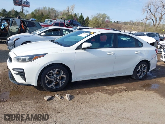 2021 Kia Forte LXS z VIN 3KPF24AD2ME327400, wystawiony jako IAAI lot #41897888 z przebiegiem 103 248 mil mil oraz . Historia ofert i sprzedaży dostępna na DreamBid. Obrazek 14.