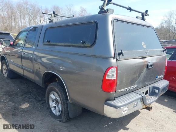 2006 Toyota Tundra SR5 with VIN 5TBBT44106S474541, listed as a IAAI auction lot 41952506 with 240,868 mi miles. Bid and sale history available at carsss.com. Image 3.