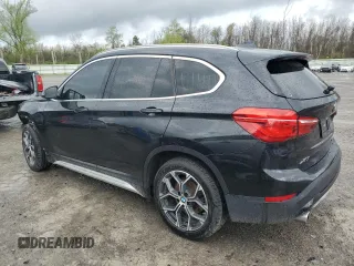 2020 BMW X1 xDrive28i z VIN WBXJG9C00L5R78587, wystawiony jako Copart lot #55016805 z przebiegiem 53 275 mil mil oraz Szkoda całkowita • Salvage title. Historia ofert i sprzedaży dostępna na DreamBid. Obrazek 2.