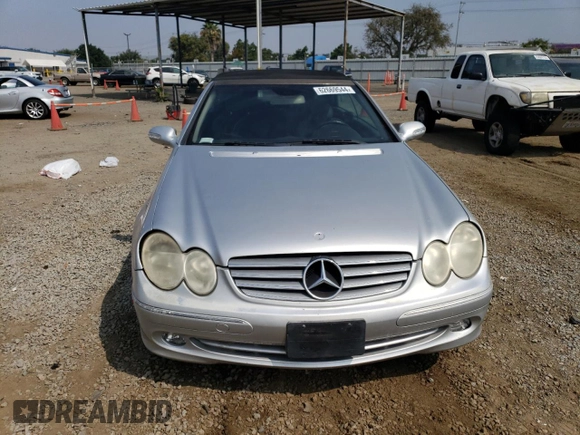 2005 Mercedes-Benz CLK 320 z VIN WDBTK65J75F144160, wystawiony jako Copart lot #62669544 z przebiegiem 85 390 mil mil oraz Czysty tytuł • Clean title. Historia ofert i sprzedaży dostępna na DreamBid. Obrazek 5.